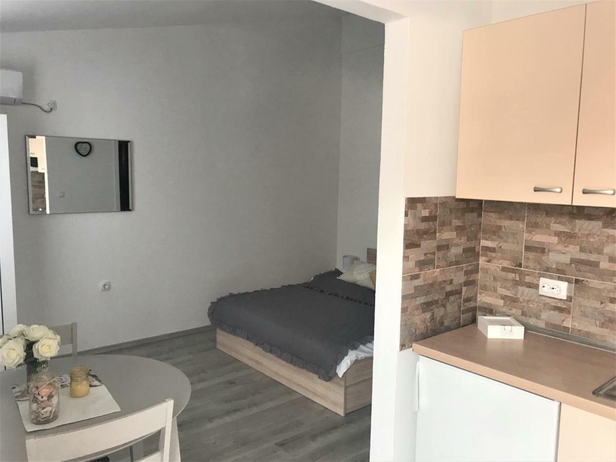 Apartmani Mila Starigrad Paklenica Exteriér fotografie