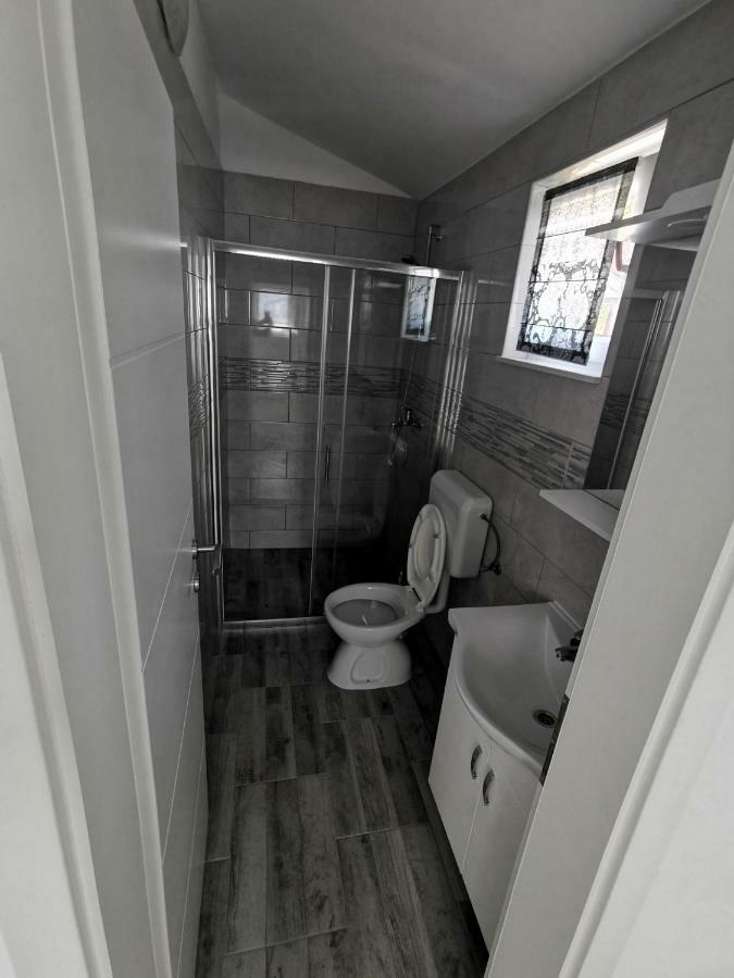 Apartmani Mila Starigrad Paklenica Exteriér fotografie